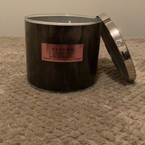 Bath & Body works 3 wick scented candle